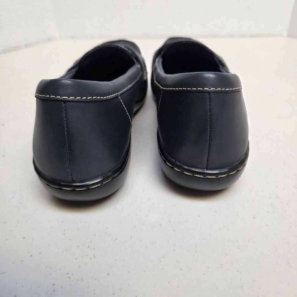 Clarks ASHLAND BUBBLE Tassel Loafer Womens  8.5W  Wide Blue Leather Slip-on Mocs - Picture 4 of 16